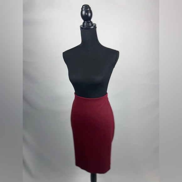 Pencil Skirt Philosophy Size 6 Burgundy Gold Zipper - Picture 1 of 11